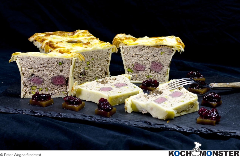 Geflügel-Rehpastete
Foto (c) Peter Wagner/kochtext
(stark reduzierte Bildqualität) Geflügel-Rehpastete