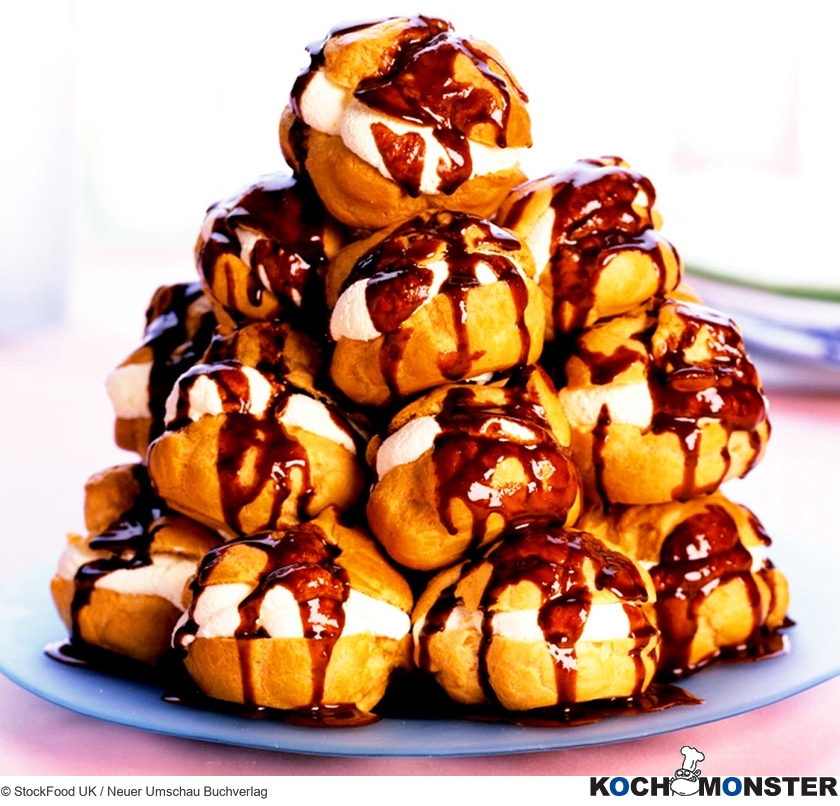 Croquembouche
Foto (c) StockFood UK / Neuer Umschau Buchverlag
(stark reduzierte Bildqualität) Croquembouche