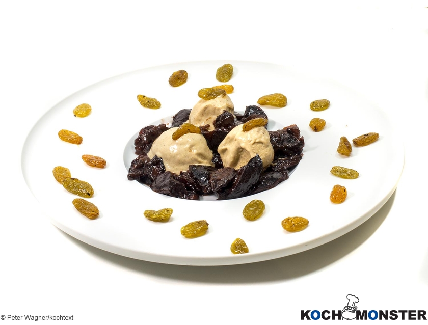 Kaiserschmarrneis
Foto (c) Peter Wagner/kochtext
(stark reduzierte Bildqualität) Kaiserschmarrneis