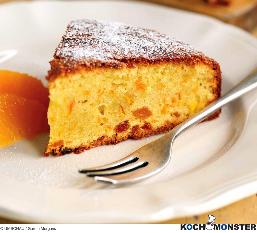 Orangenkuchen mit Rum und kandierter Orangenschale