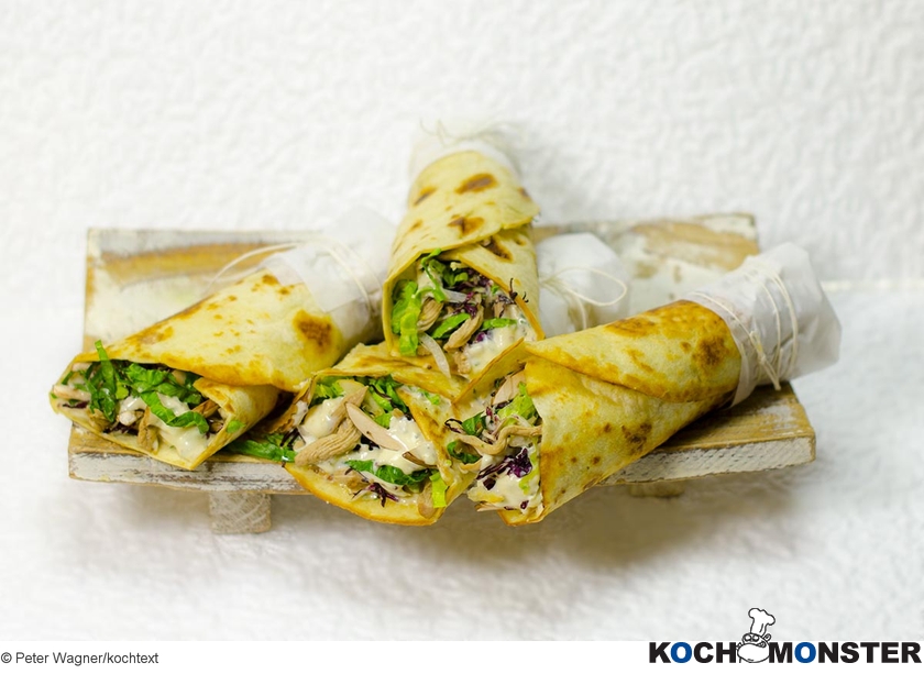 Chicken-Wraps
Foto (c) Peter Wagner/kochtext
(stark reduzierte Bildqualität) Chicken-Wraps