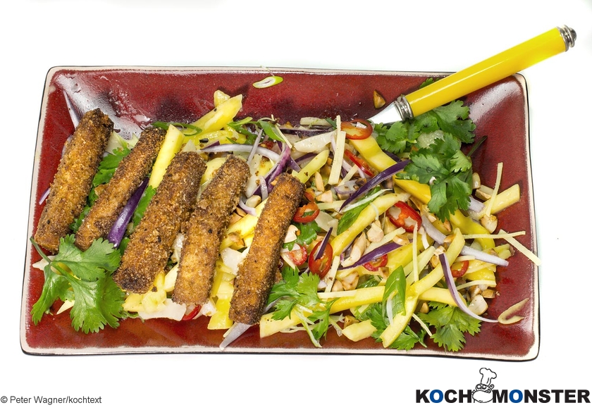 Mangosalat mit Tofu-Sticks