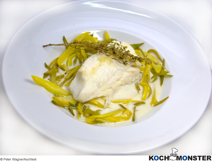 Kabeljau aus der Thymianmilch mit buntem Gemüse  