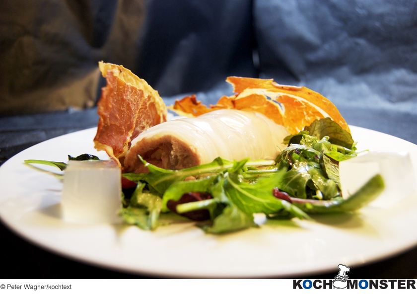Schinken-Spargel-Röllchen
Foto (c) Peter Wagner/kochtext
(stark reduzierte Bildqualität) Schinken-Spargel-Röllchen