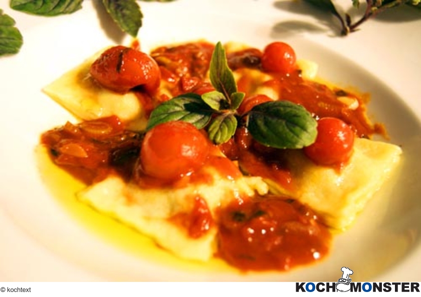 Das Ravioli-Duell: Maggi vs. Wagner
Foto (c) kochtext
(stark reduzierte Bildqualität) Das Ravioli-Duell: Maggi vs. Wagner
