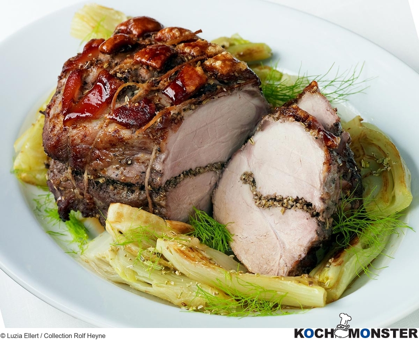Geschmorte Schweinschulter mit Fenchel
Foto (c) Luzia Ellert / Collection Rolf Heyne
(stark reduzierte Bildqualität) Geschmorte Schweinschulter mit Fenchel