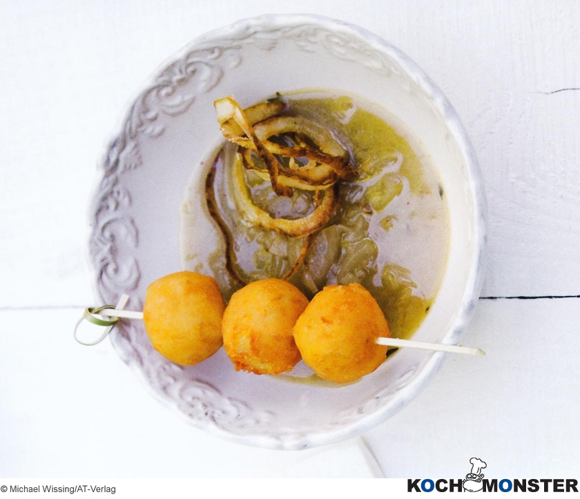 Zwiebelsuppe mit Gruyère-Krusteln
Foto (c) Michael Wissing/AT-Verlag
(stark reduzierte Bildqualität) Zwiebelsuppe mit Gruyère-Krusteln