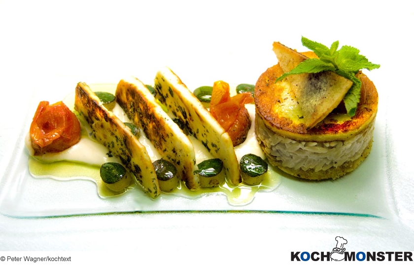 Kritharakisotto mit zweierlei Grillkäse und Knoblauch-Bohnen-Creme
Foto (c) Peter Wagner/kochtext
(stark reduzierte Bildqualität) Kritharakisotto mit zweierlei Grillkäse und Knoblauch-Bohnen-Creme