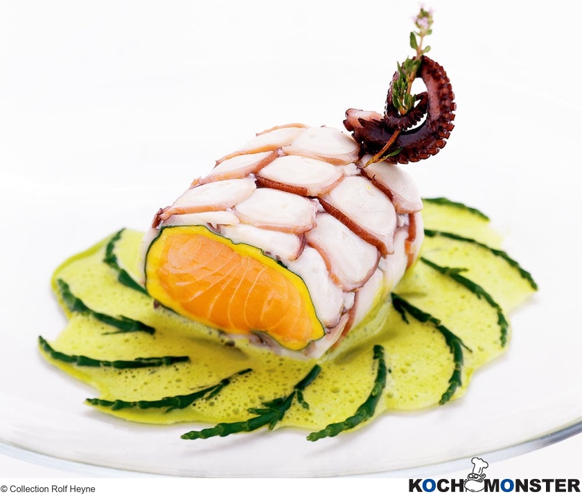 Wildlachs im Pulpomantel mit Algensauce