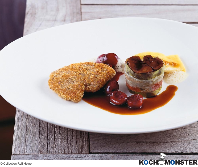 Rehhaxenwickel und Nussschnitzel
Foto (c) Collection Rolf Heine
(stark reduzierte Bildqualität) Rehhaxenwickel und Nussschnitzel